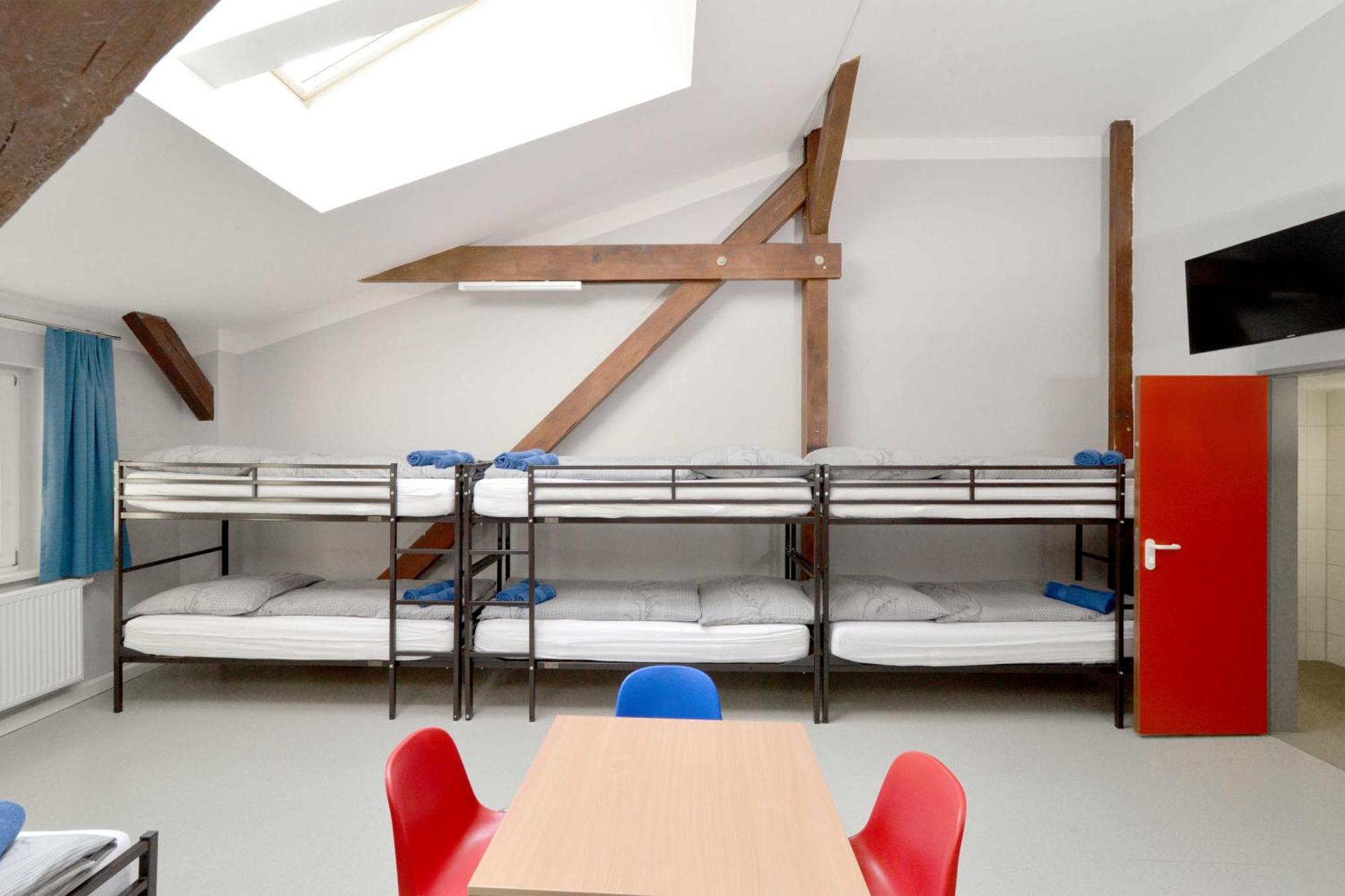 Hostel In Губен Экстерьер фото
