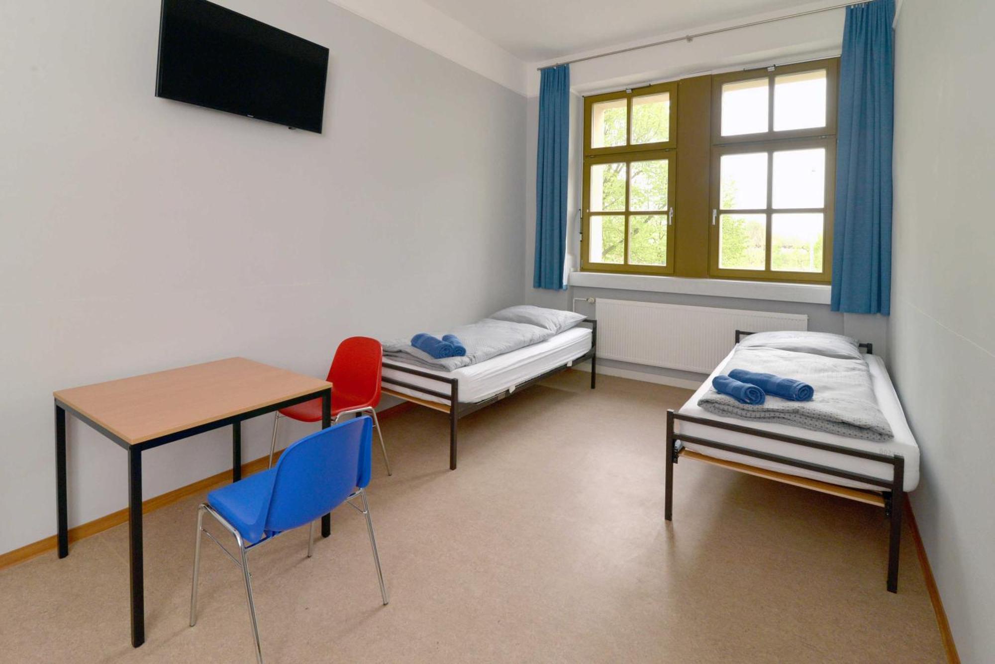 Hostel In Губен Экстерьер фото