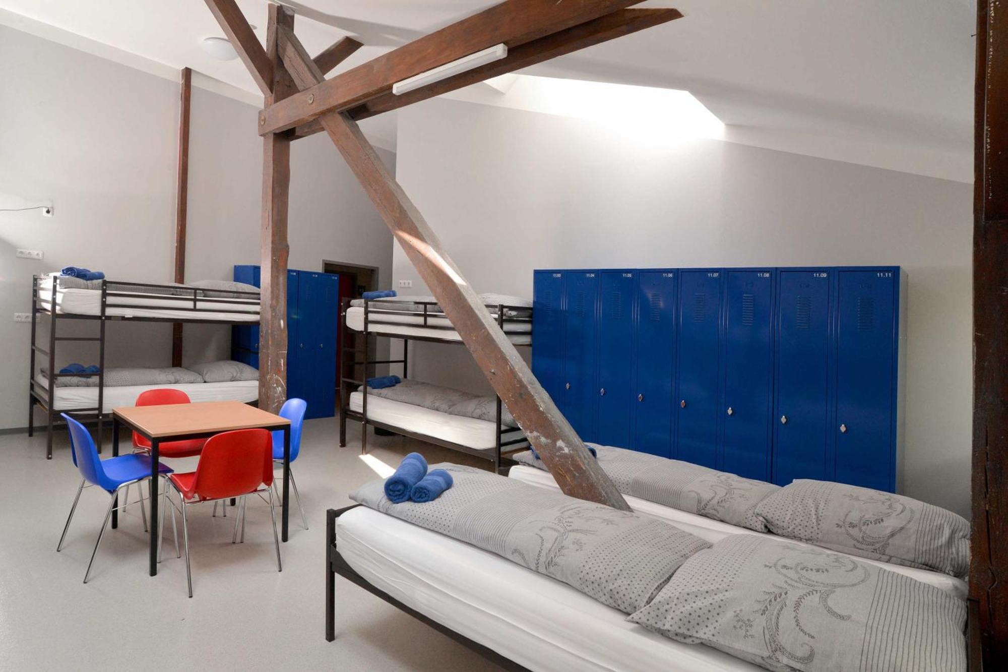 Hostel In Губен Экстерьер фото