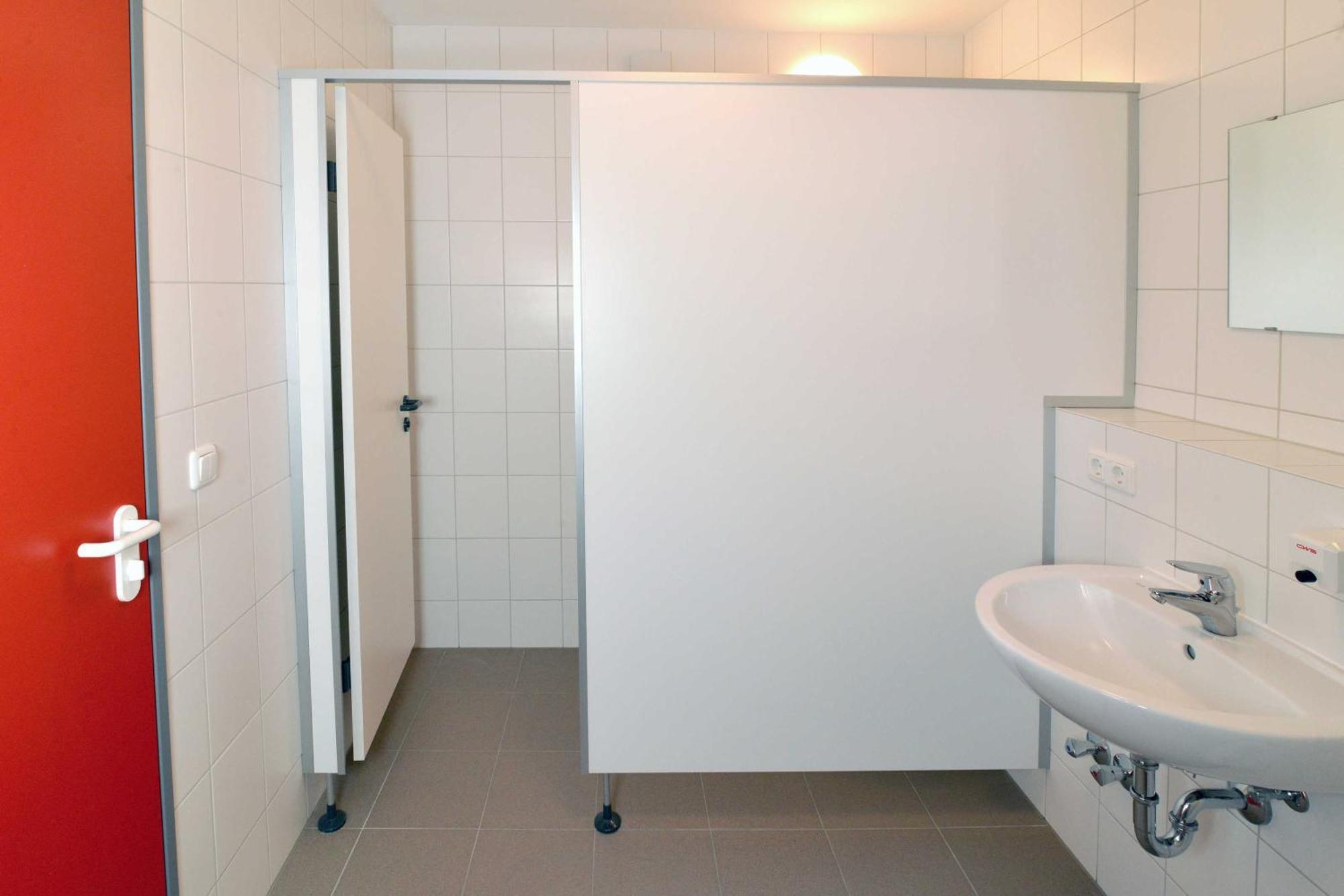 Hostel In Губен Экстерьер фото