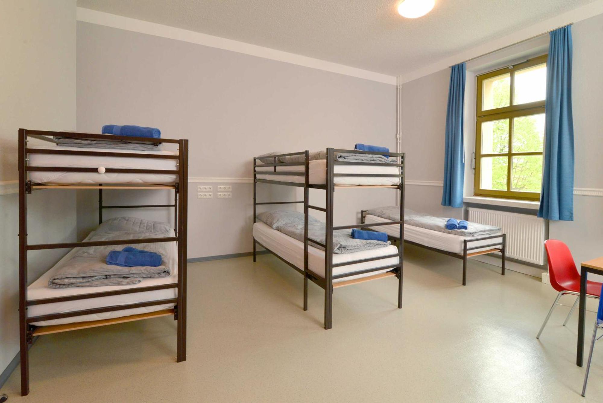 Hostel In Губен Экстерьер фото