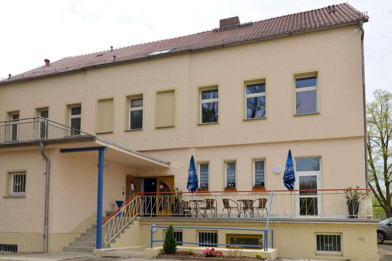 Hostel In Губен Экстерьер фото